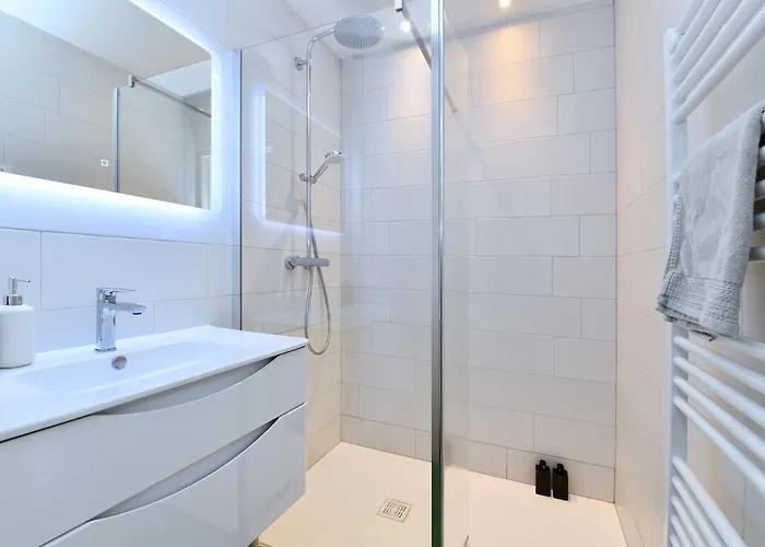 Beautiful And Bright * Straatsburg